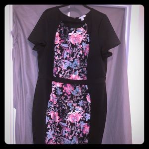 Sneaky silhouette colorful dress